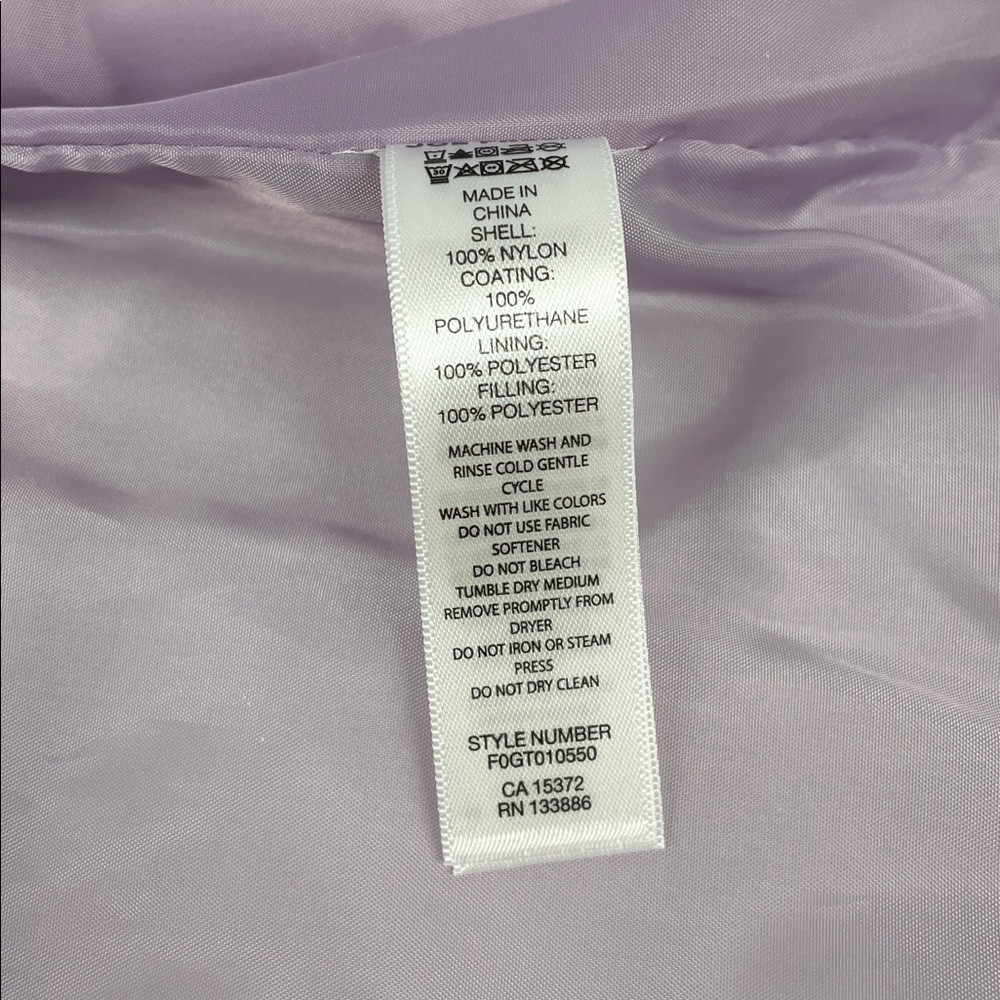 Toddler Iridescent Puffer Vest - Picture 6 of 6